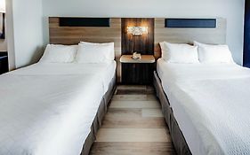 Holiday Inn Express Hotel & Suites Ohio State University- Osu Medical Center By Ihg